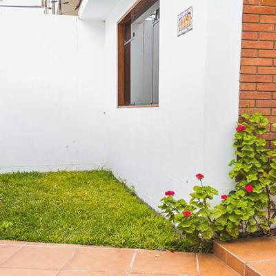 VENTA DE CASA EN LAS ACACIAS - URB. SANTA VICTORIA